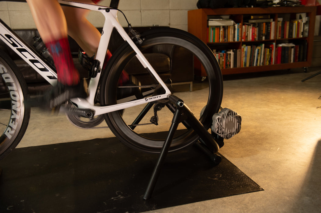Saris Fluid 2 Indoor Bike Trainer With Precision Balanced Flywheel Technology