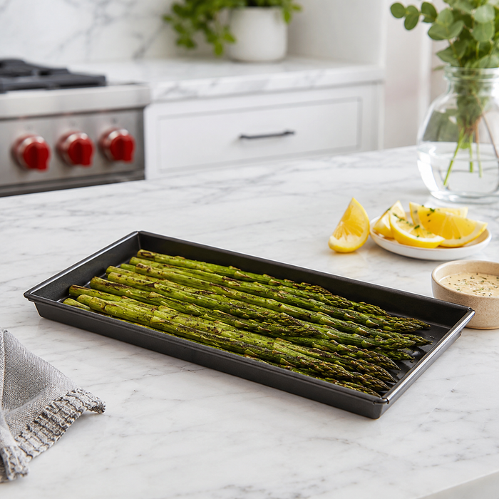 Nonstick Baking Pan – 12 7/8