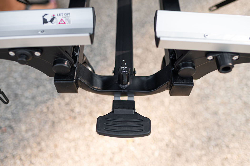 Saris Door County 2 Bike Motorized Hitch Rack, Electric Lift, Easy Tilt & Electric Rear Lights