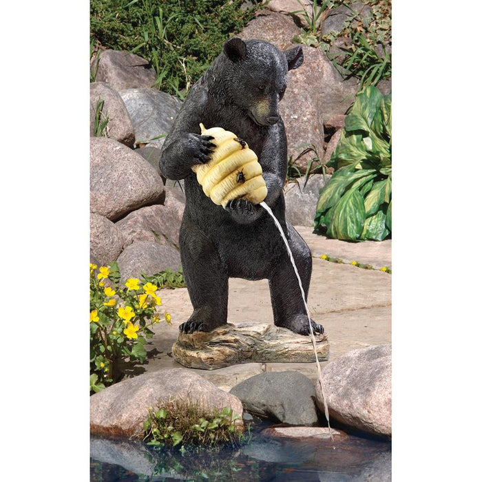 BEEHIVE BLACK BEAR SPITTER PIPED STATUE
