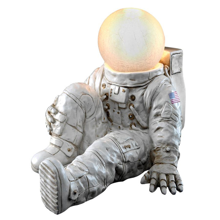 ASTRONAUT AT EASE LAMP